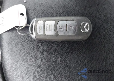 2018 Mazda Mazda3 Sport из США, поврежденный, VIN 3MZBN1U75JM264950